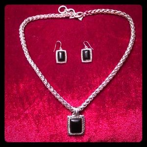 Silver necklace & Earring set with black stones